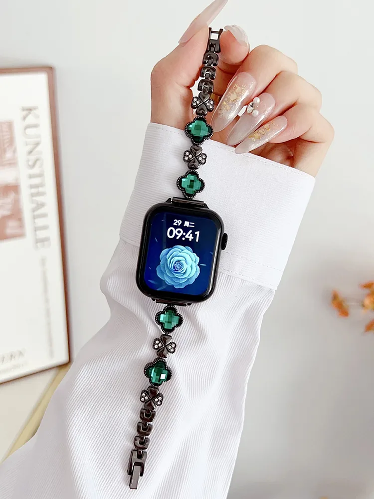 Rhinestone and Zircon Four-leaf Clover Stainless Steel Band - Imagen 7