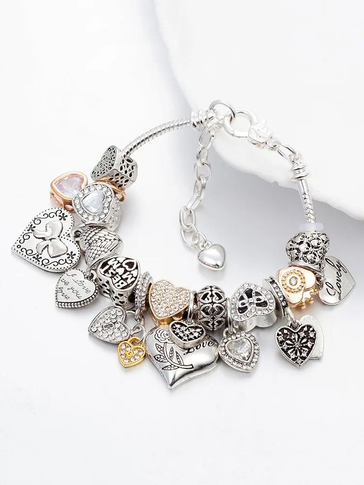 Love Pendant Crystal Beaded Band - Imagen 3